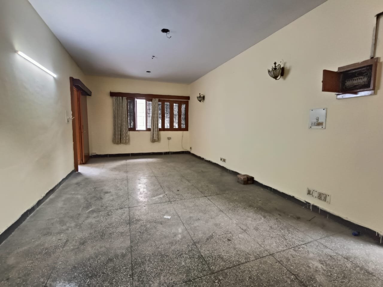 Flat Patparganj Vardan Apartment Delhi